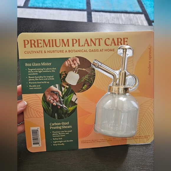 Botanical Essentials Glass Mister and Pruning Shears Set - Picture 2 of 2